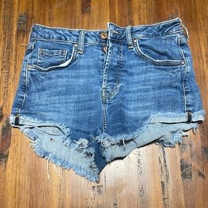 Forever 21 Frayed cuffed button fly jean shorts